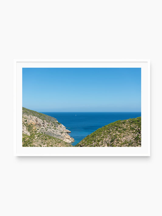 HORIZON AND HILLS . IBIZA HORIZONS